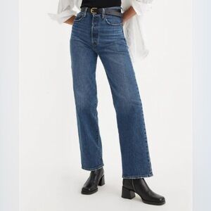 Levi’s Ribcage Straight Ankle Women’s Jeans. W31 L27 (Size 12) NWT